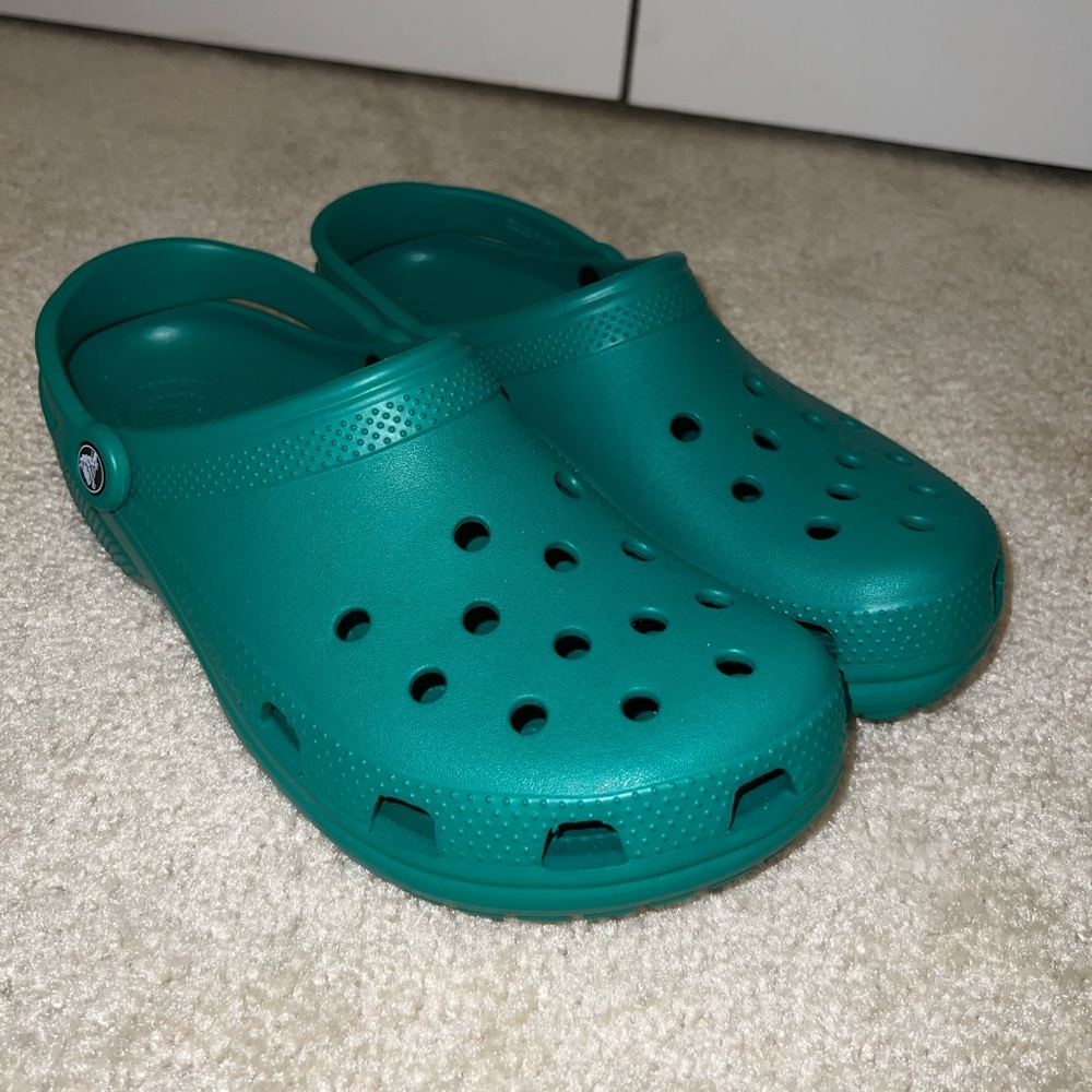 Crocs - Picture 3 of 4